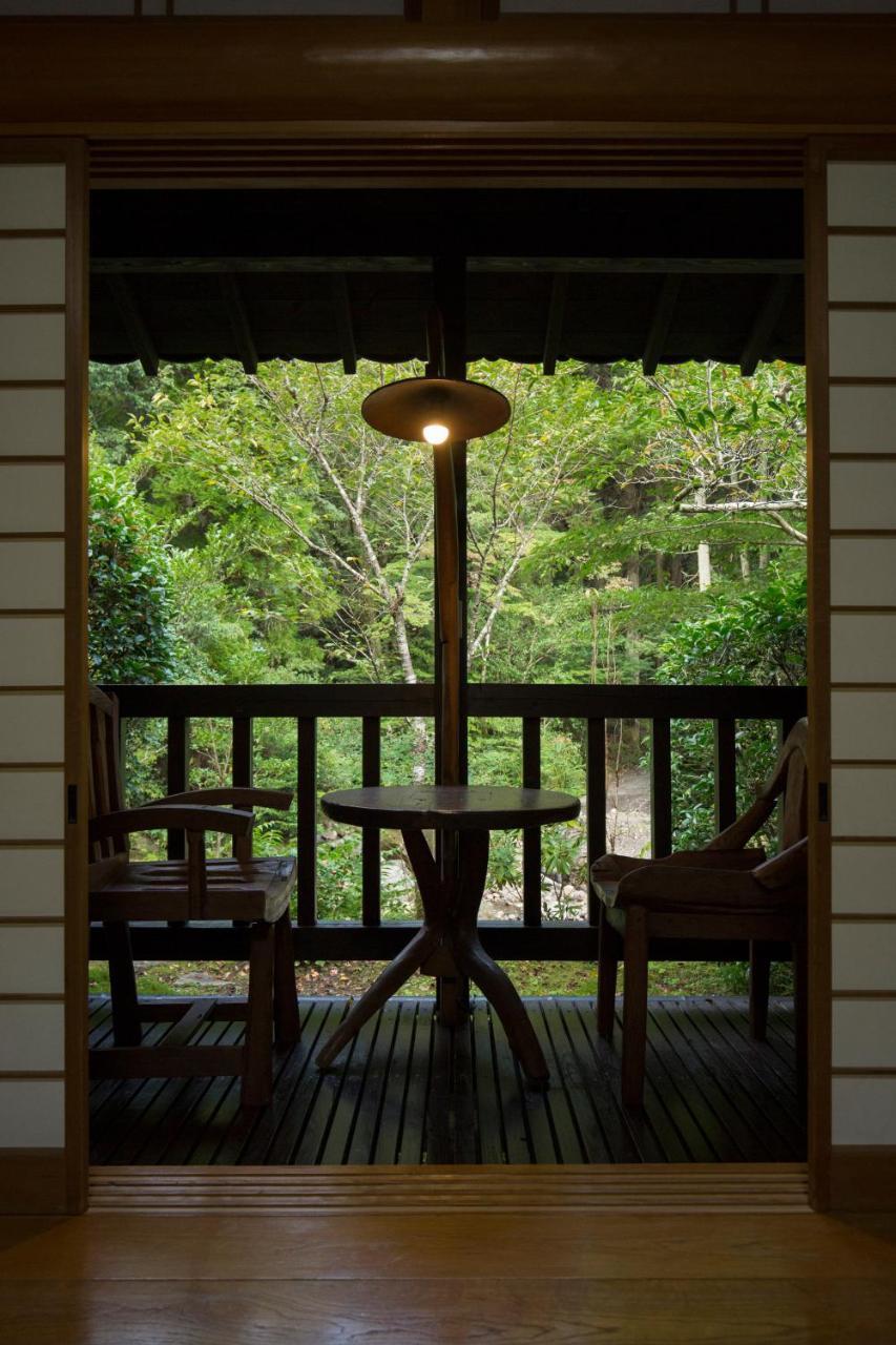 Kurokawa Onsen Oku No Yu Hotel Minamioguni Exterior photo