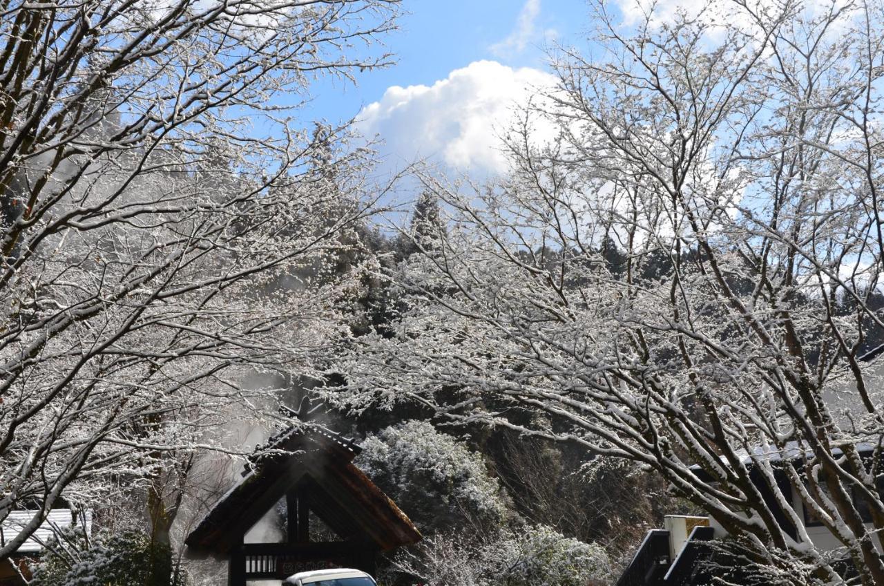 Kurokawa Onsen Oku No Yu Hotel Minamioguni Exterior photo